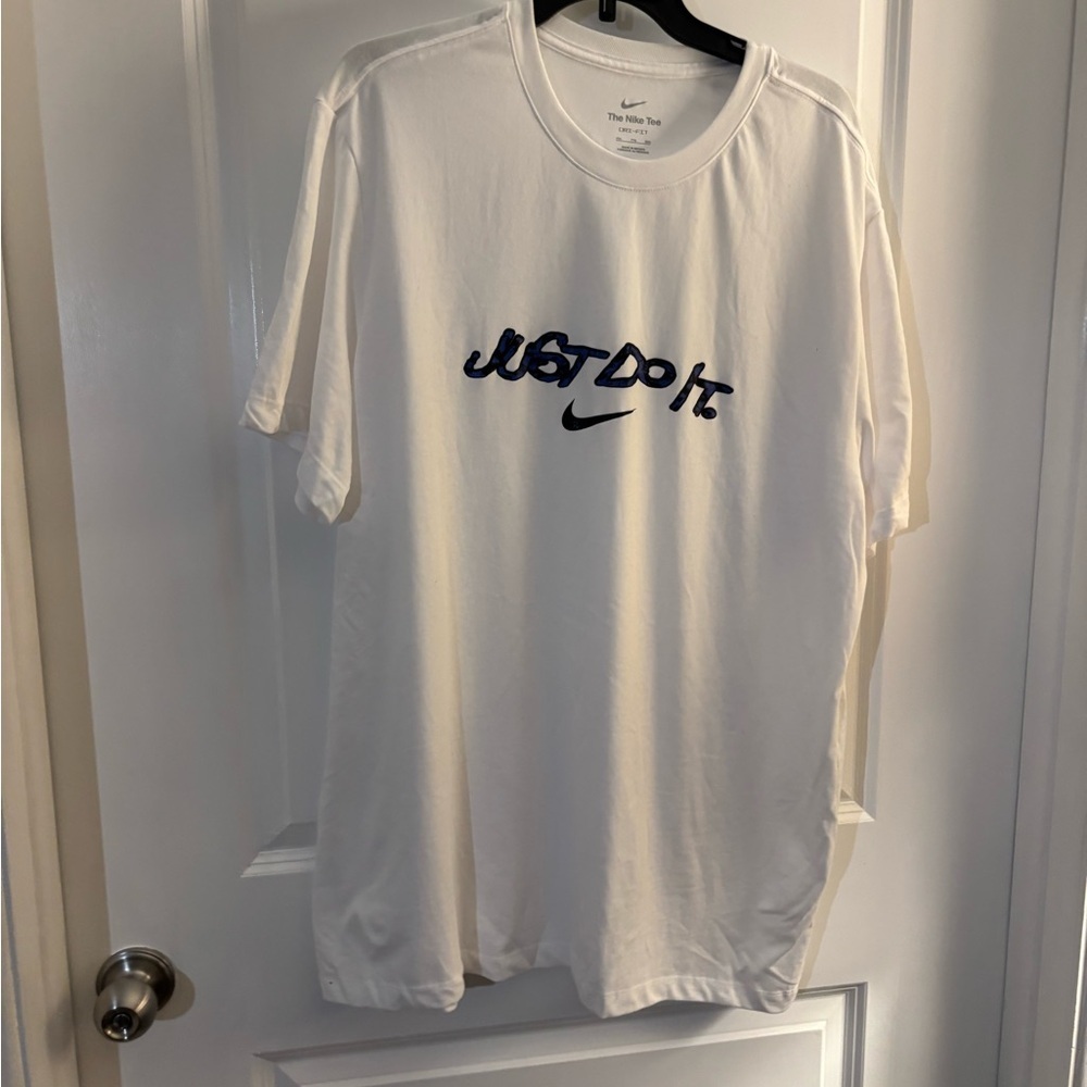NWT Nike Men's Dri-Fit White 'Just Do It' Short Sleeve T-Shirt XXL